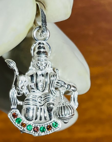🔱 Veer Hanuman Tricolor Pendant – Pure Silver | Seated Pose with Gada & Scripture