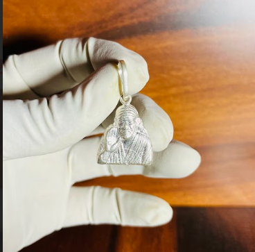 🕊️ Sai Baba Blessing Pendant – Pure Silver | Sacred Symbol of Shraddha & Saburi