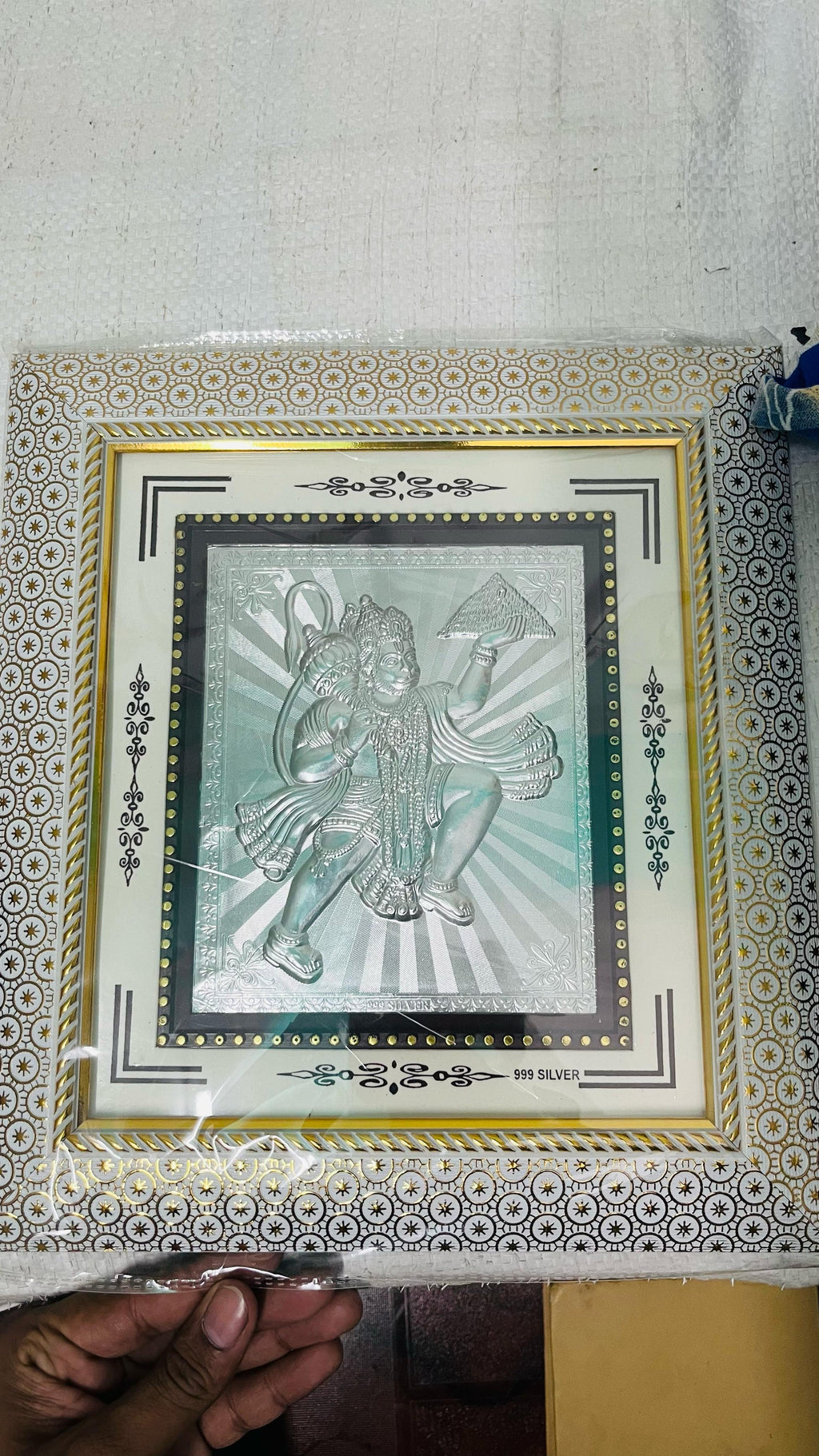 Shri Hanuman Ji in 999 Silver – Sanjeevani Parvat Frame (Premium Edition)